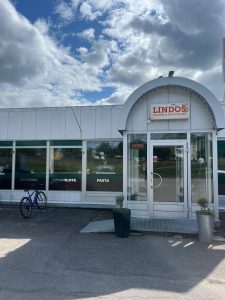 Lindos pizzeria & restaurang